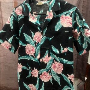 Real vintage Hawaiian button up